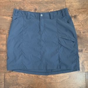 Duluth Trading Dry On The Fly Skort Womens Sz 18 Gray Skirt Compression Shorts